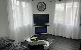 Appart De Luxe Tout Confort Jusqu A 4 Personnes